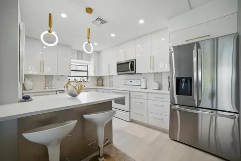 137 Piedmont C Delray Beach FL 33484