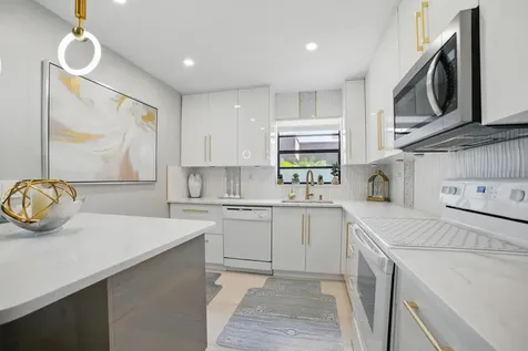 137 Piedmont C Delray Beach FL 33484