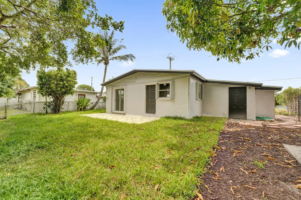 5601 SW 36th Court Davie FL 33314