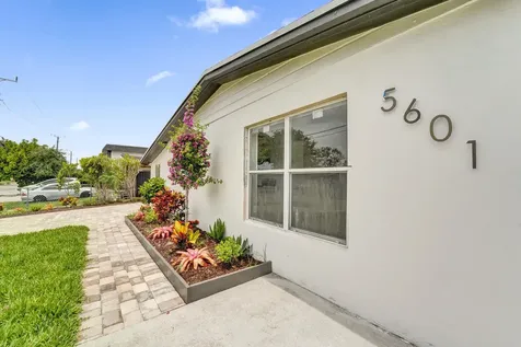 5601 SW 36th Court Davie FL 33314