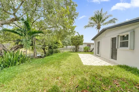 5601 SW 36th Court Davie FL 33314