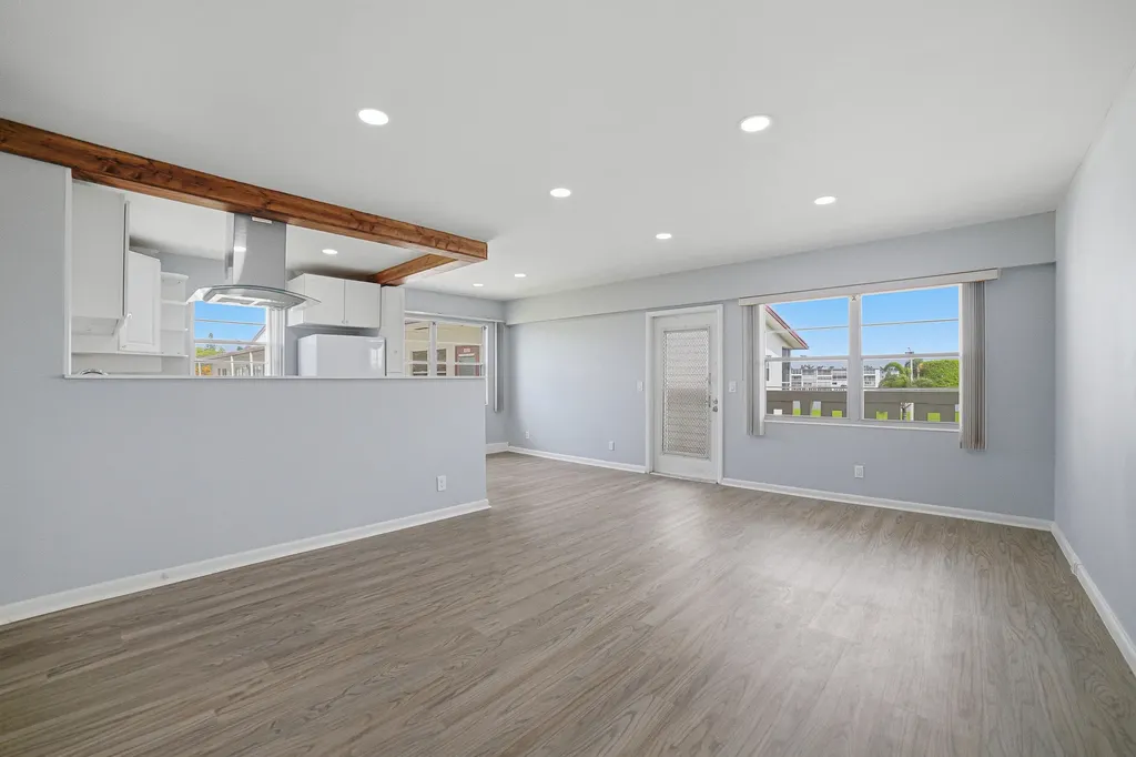 32 Fanshaw A Boca Raton FL 33434