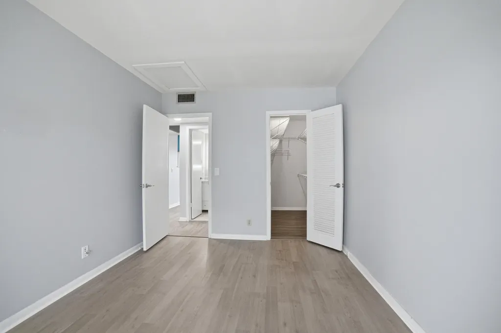 32 Fanshaw A Boca Raton FL 33434