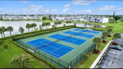 32 Fanshaw A Boca Raton FL 33434