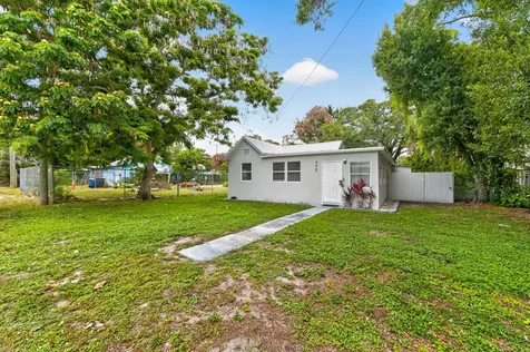 716 Citrus Avenue Fort Pierce FL 34950
