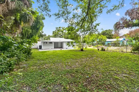 716 Citrus Avenue Fort Pierce FL 34950