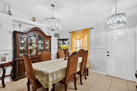 372 NW Hogan Street Port St Lucie FL 34983