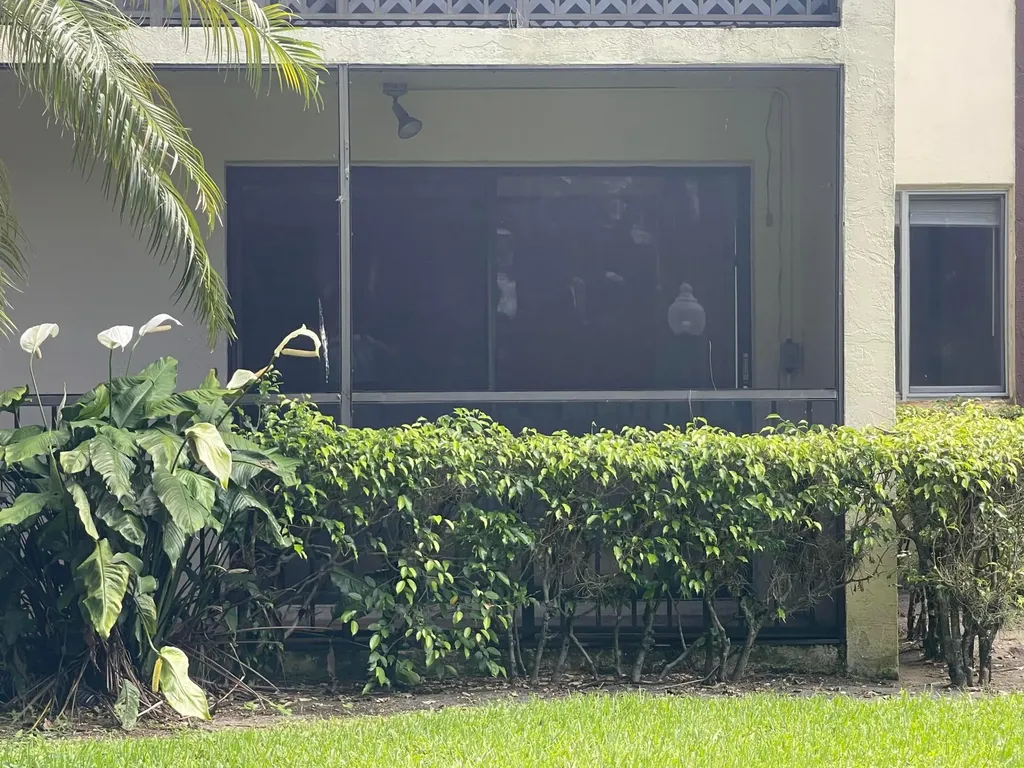 4857 Sable Pine Circle West Palm Beach FL 33417