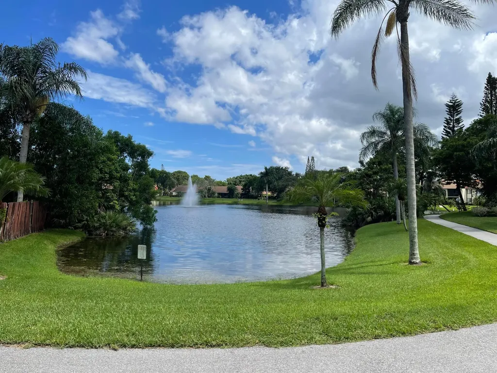 4857 Sable Pine Circle West Palm Beach FL 33417