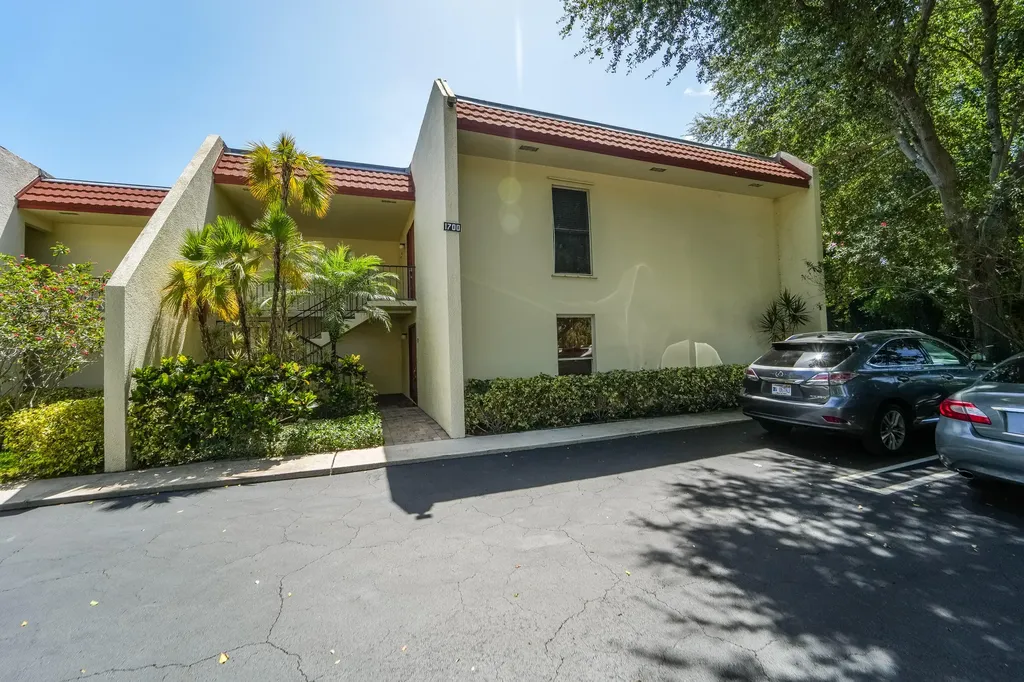 1700 Presidential Way West Palm Beach FL 33401