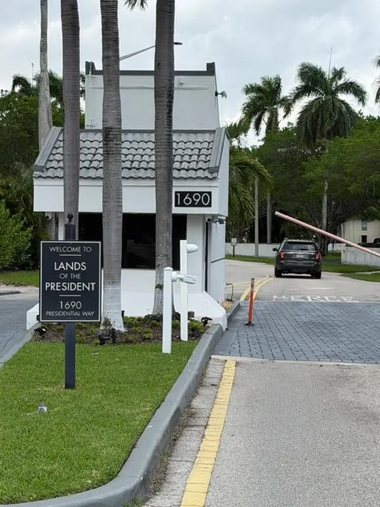 1700 Presidential Way West Palm Beach FL 33401