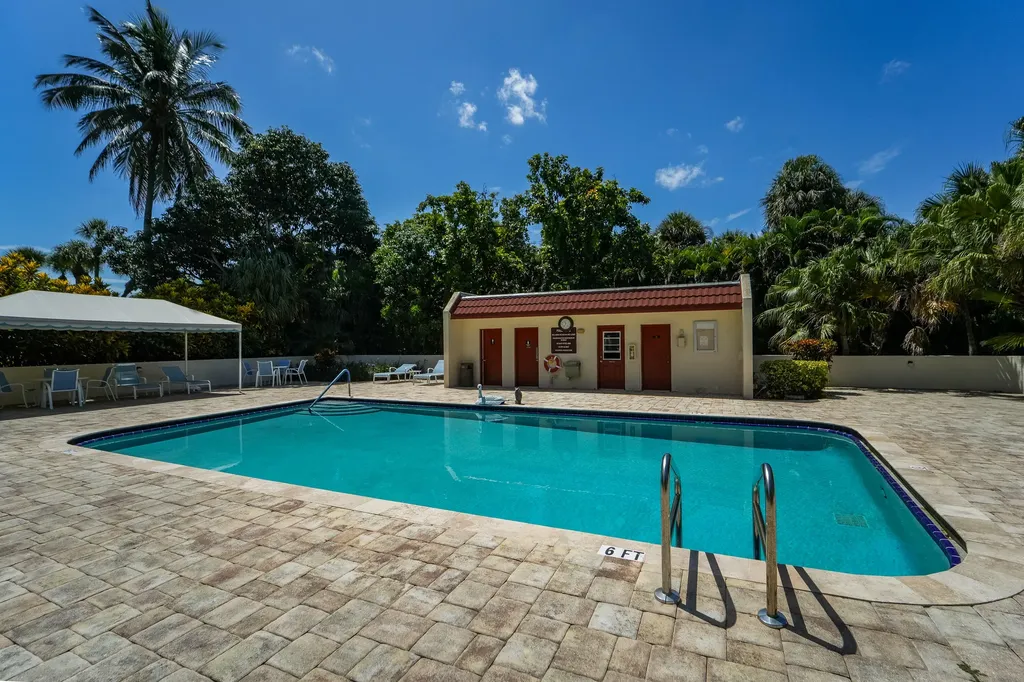 1700 Presidential Way West Palm Beach FL 33401