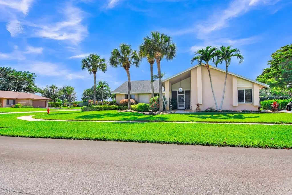 18375 104th Terrace S Boca Raton FL 33498