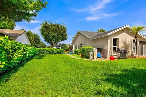 18375 104th Terrace S Boca Raton FL 33498