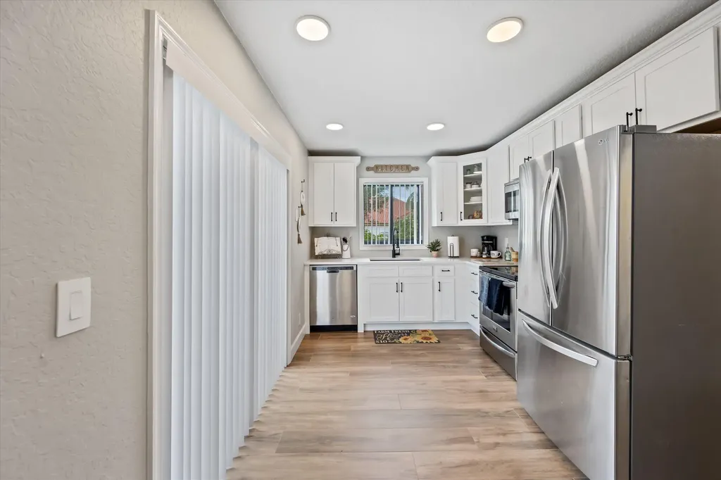 13745 Yarmouth Drive Wellington FL 33414