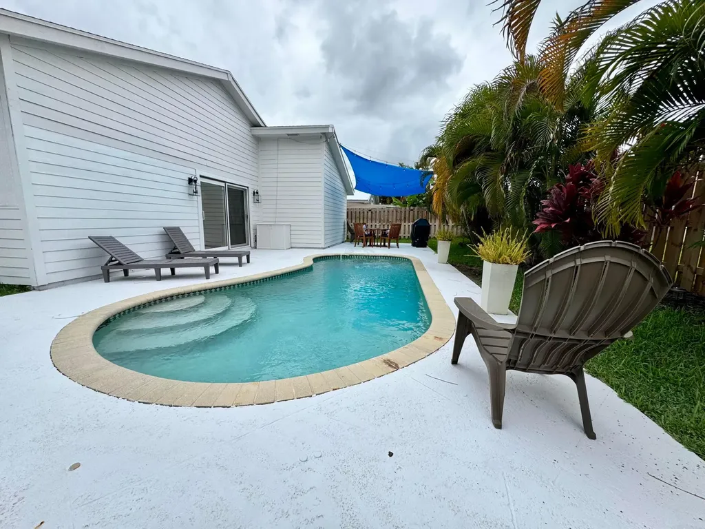 6135 Drake Street Jupiter FL 33458