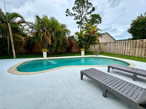 6135 Drake Street Jupiter FL 33458