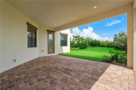 12135 E Baypoint Circle Parkland FL 33076