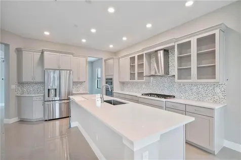 12135 E Baypoint Circle Parkland FL 33076