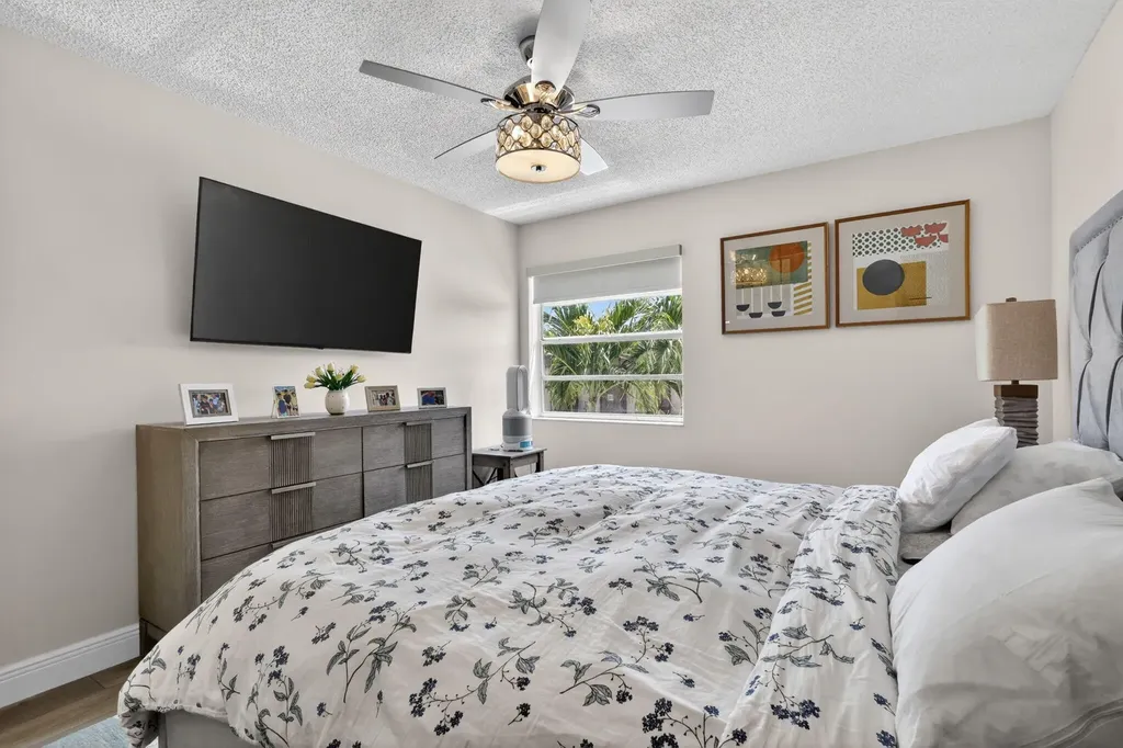 181 Piedmont D Delray Beach FL 33484