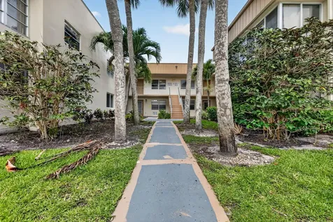 181 Piedmont D Delray Beach FL 33484