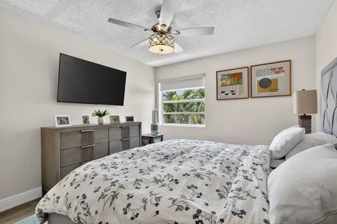 181 Piedmont D Delray Beach FL 33484