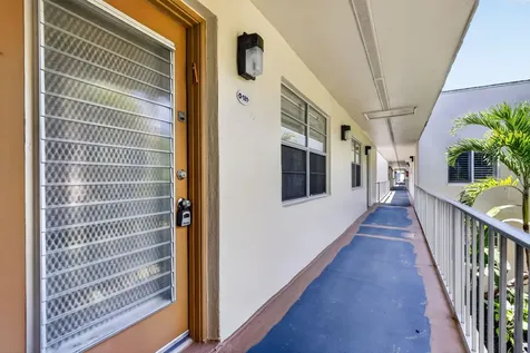 181 Piedmont D Delray Beach FL 33484