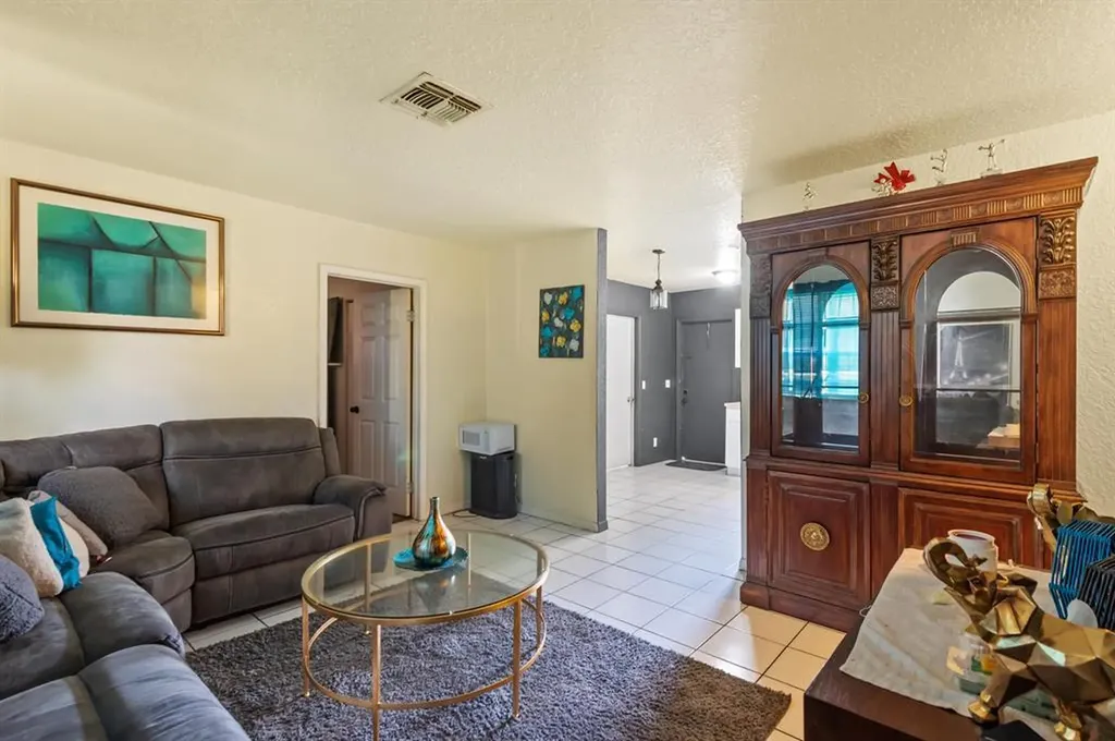 617 NW 15th Avenue Pompano Beach FL 33069