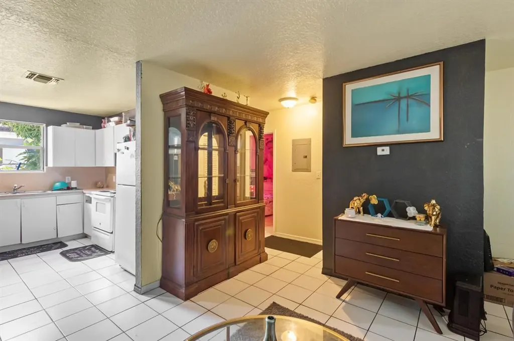 617 NW 15th Avenue Pompano Beach FL 33069