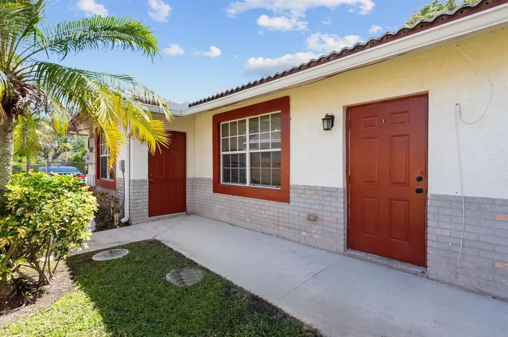617 NW 15th Avenue Pompano Beach FL 33069