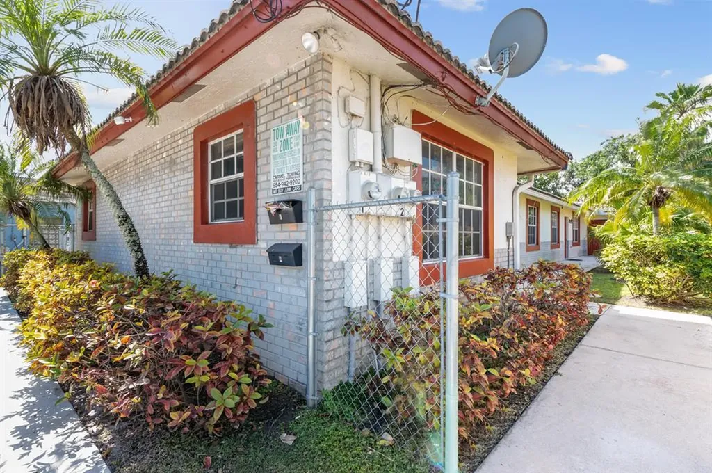617 NW 15th Avenue Pompano Beach FL 33069