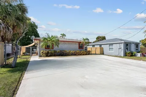 617 NW 15th Avenue Pompano Beach FL 33069