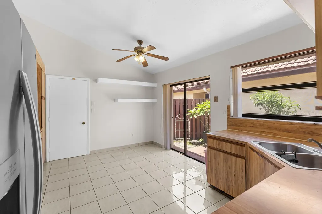 400 SW 113th Terrace Pembroke Pines FL 33025