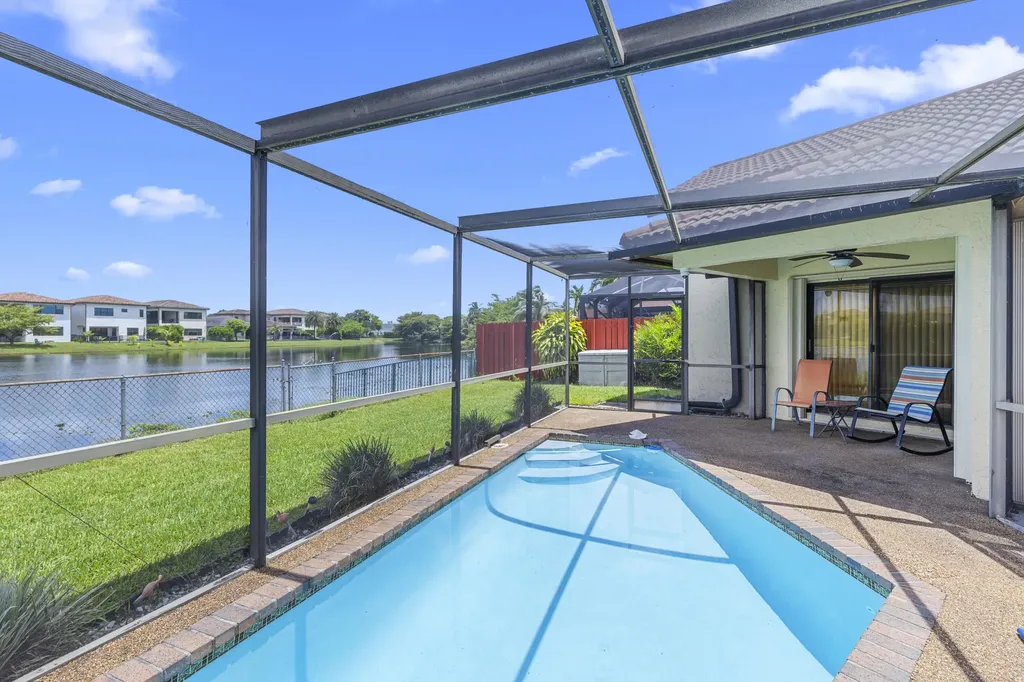 400 SW 113th Terrace Pembroke Pines FL 33025