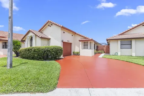 400 SW 113th Terrace Pembroke Pines FL 33025