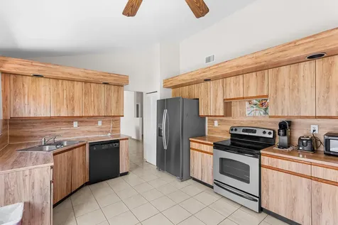 400 SW 113th Terrace Pembroke Pines FL 33025