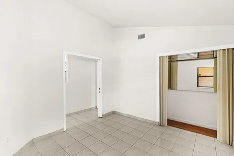 400 SW 113th Terrace Pembroke Pines FL 33025