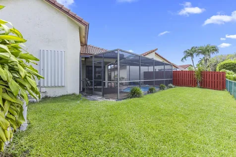 400 SW 113th Terrace Pembroke Pines FL 33025