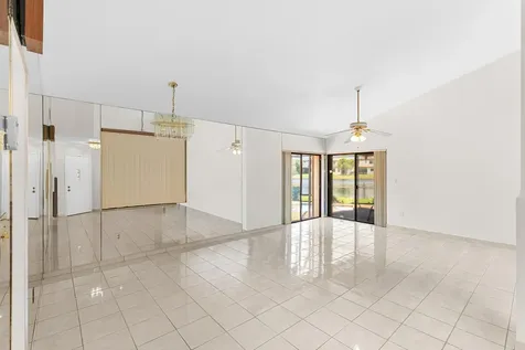 400 SW 113th Terrace Pembroke Pines FL 33025