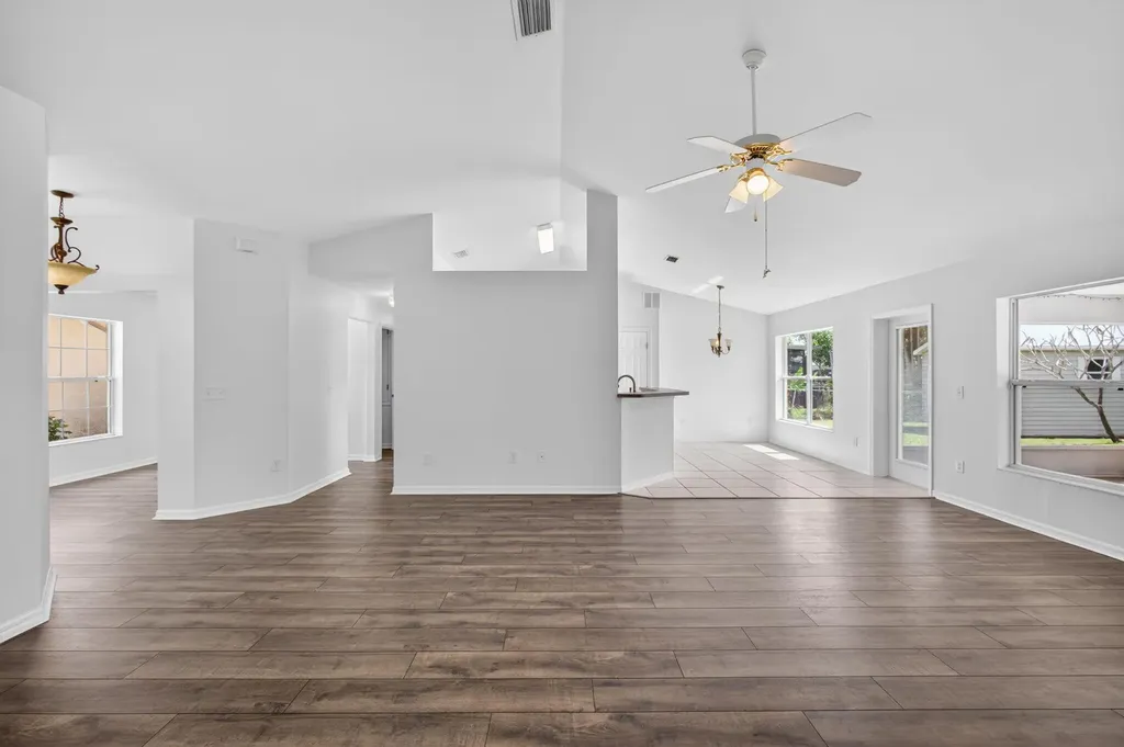 441 SW Doreen Street Port St Lucie FL 34983