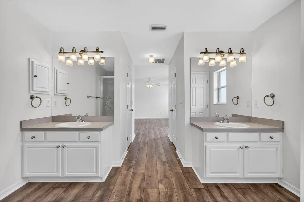441 SW Doreen Street Port St Lucie FL 34983