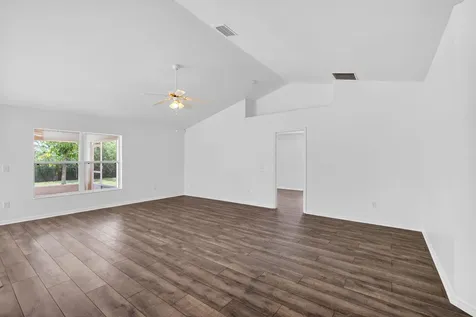 441 SW Doreen Street Port St Lucie FL 34983