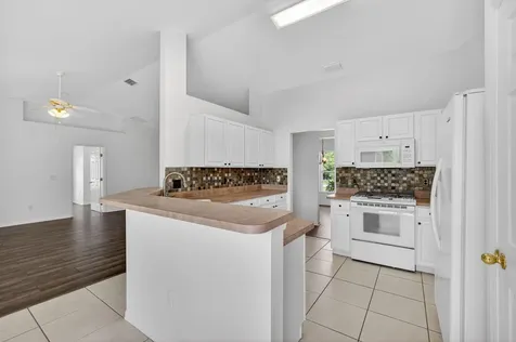 441 SW Doreen Street Port St Lucie FL 34983