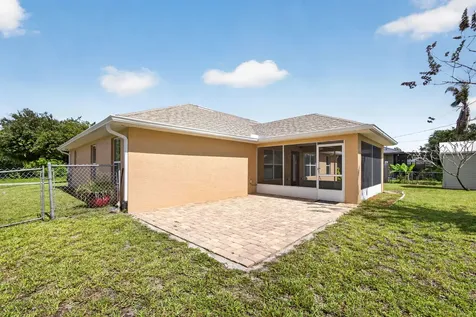 441 SW Doreen Street Port St Lucie FL 34983