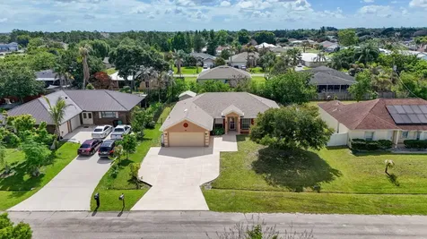 441 SW Doreen Street Port St Lucie FL 34983