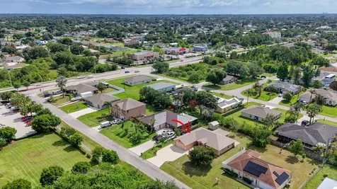 441 SW Doreen Street Port St Lucie FL 34983