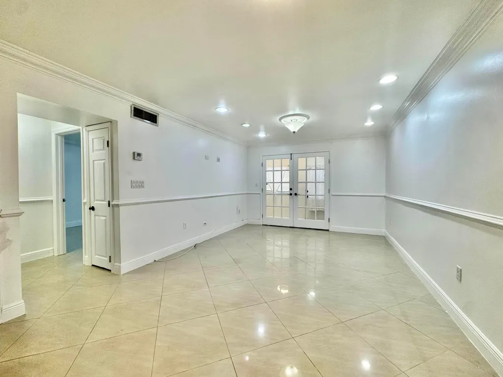 6074 Forest Hill Boulevard West Palm Beach FL 33415