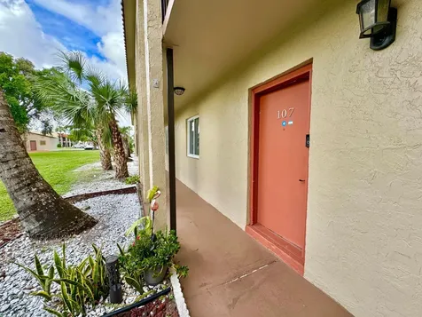 6074 Forest Hill Boulevard West Palm Beach FL 33415