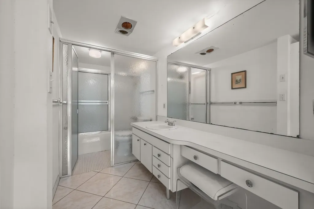 2774 S Ocean Boulevard Palm Beach FL 33480