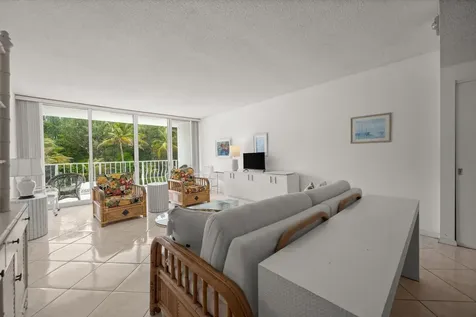 2774 S Ocean Boulevard Palm Beach FL 33480